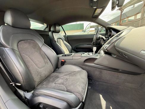 Used 2012 Audi R8 V8 image 37