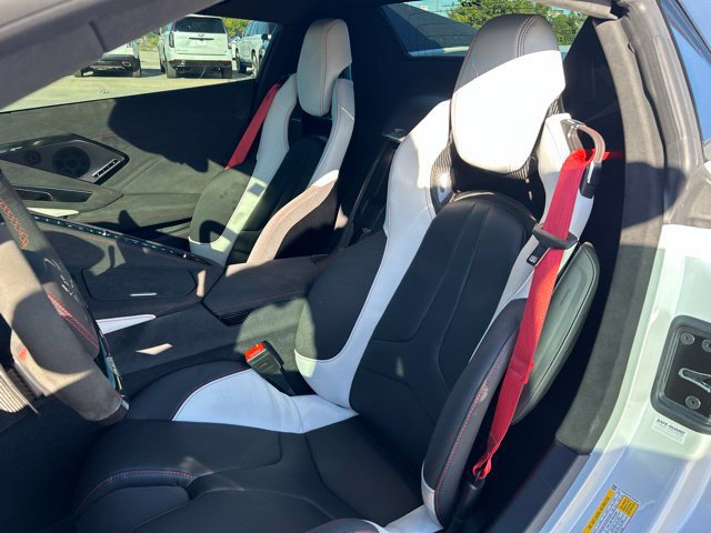 Used 2023 Chevrolet Corvette Z06 RWD image 15