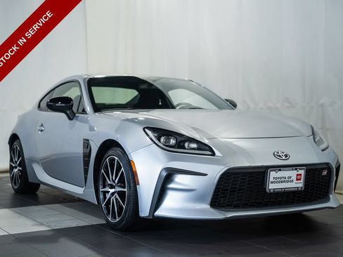 Used 2023 Toyota GR86 RWD image 1