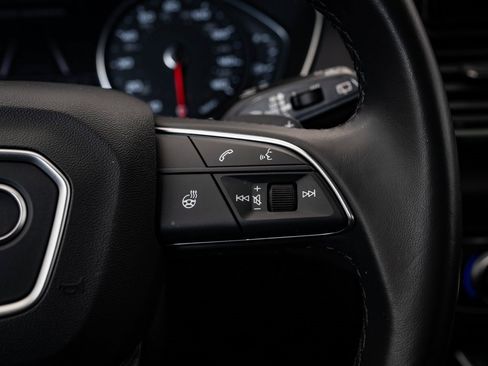 Used 2023 Audi Q5 2.0T Premium w/ Convenience Package image 29