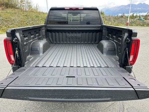 New 2026 GMC Sierra 1500 Denali w/ Denali Reserve Package image 14