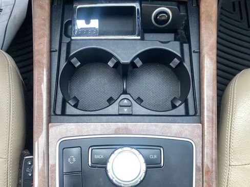 Used 2013 Mercedes-Benz E 350 4MATIC Wagon image 20