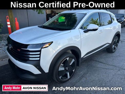 Certified 2025 Nissan Kicks SR FWD image 2