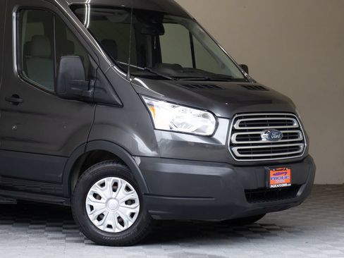 Used 2017 Ford Transit 350 XLT RWD image 3