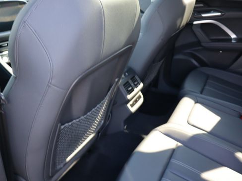 Used 2025 Audi Q5 Premium Plus w/ Premium Plus AWD/4WD image 24