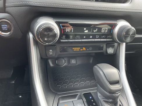 Certified 2022 Toyota RAV4 XLE image 26