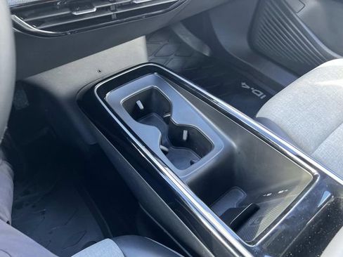 Used 2023 Volkswagen ID.4 Pro image 21