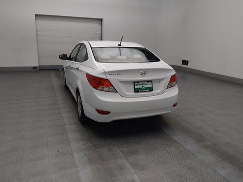 Used 2014 Hyundai Accent GLS image 5