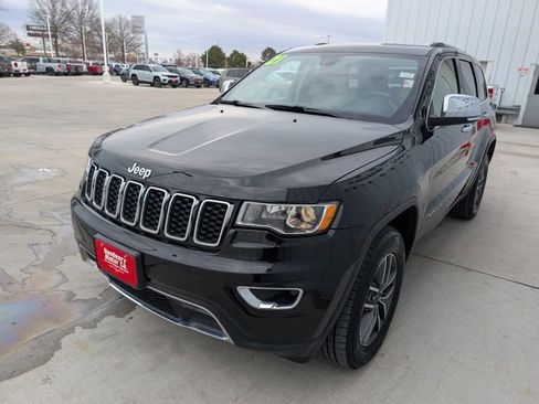 Used 2021 Jeep Grand Cherokee Limited image 38