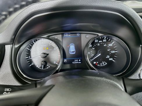 Used 2019 Nissan Rogue SV AWD/4WD image 19