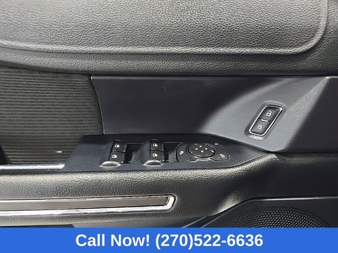 Used 2018 Ford Expedition XLT image 13