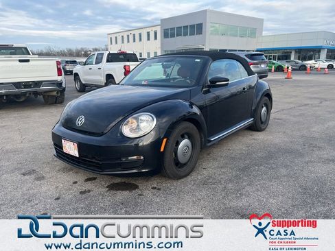 Used 2015 Volkswagen Beetle 1.8T image 1