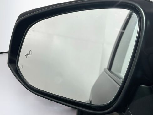 Used 2021 Toyota RAV4 XLE Premium AWD/4WD image 16