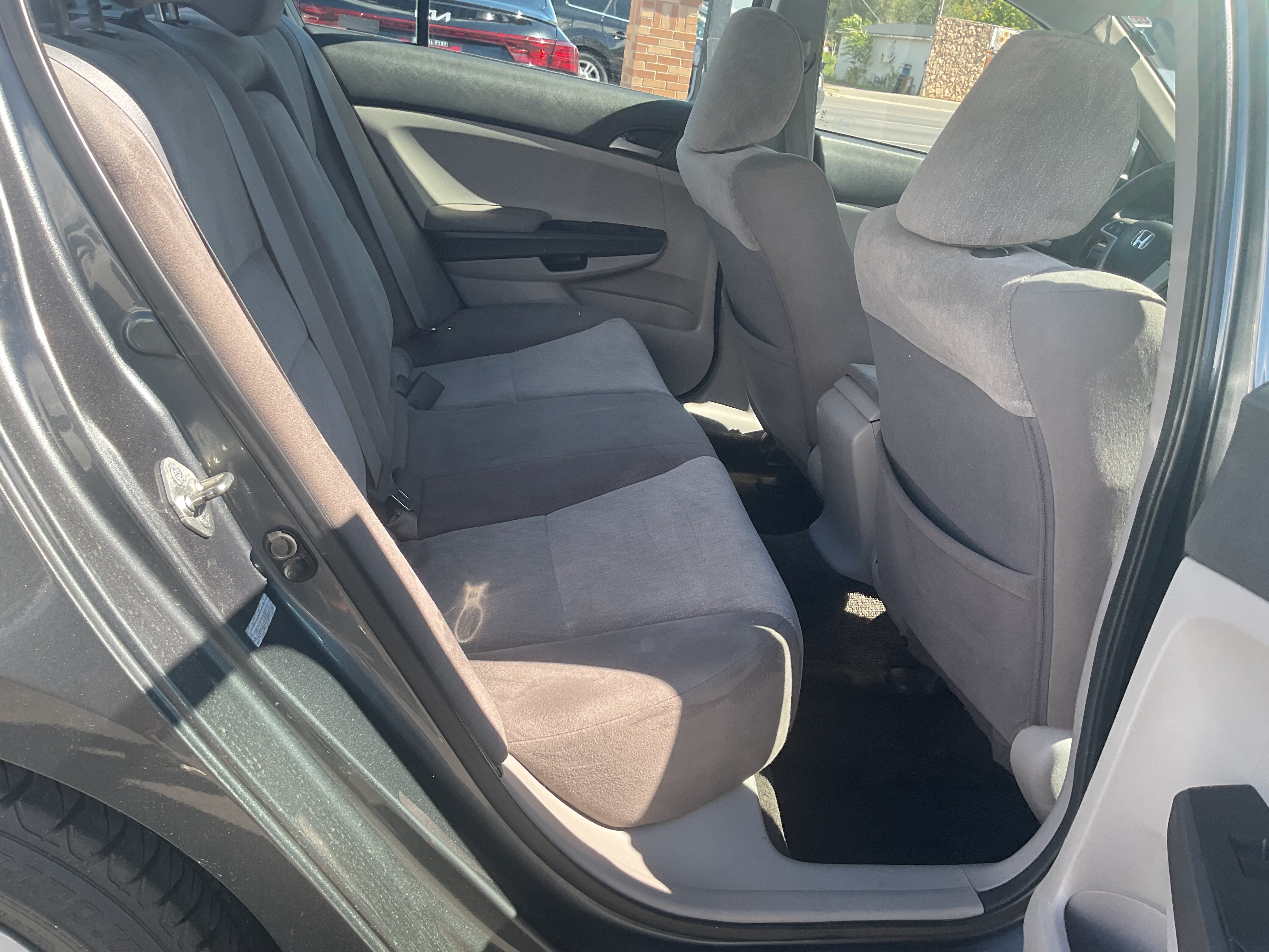 Used 2010 Honda Accord LX image 10