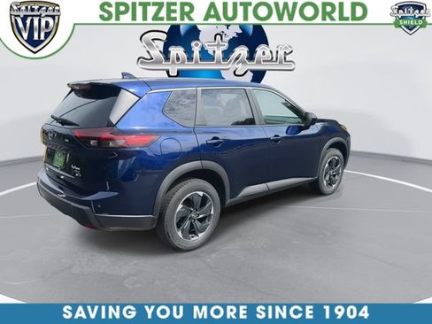 Used 2025 Nissan Rogue SV AWD/4WD image 9