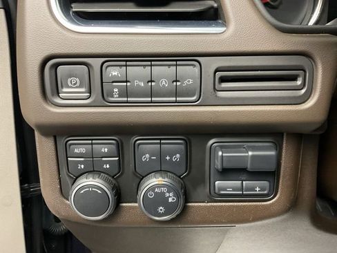 Certified 2021 Chevrolet Tahoe LT w/ LT Signature Package image 15