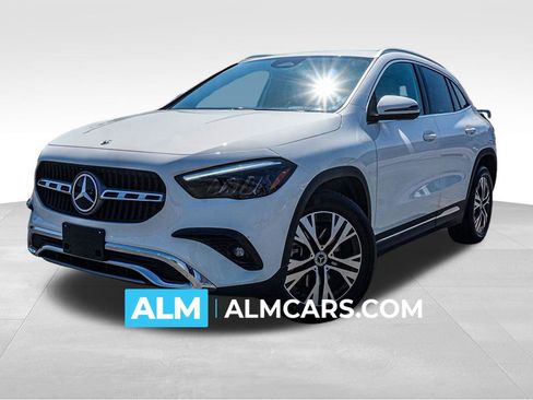 Used 2025 Mercedes-Benz GLA 250 4MATIC image 1