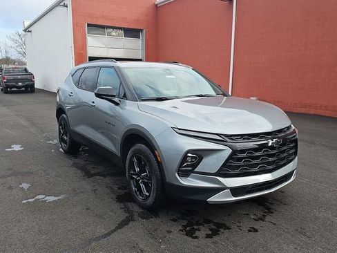 New 2026 Chevrolet Blazer LT w/ Convenience Package FWD image 10