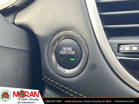 Certified 2022 Chevrolet Trax LT w/ LT Convenience Package image 26