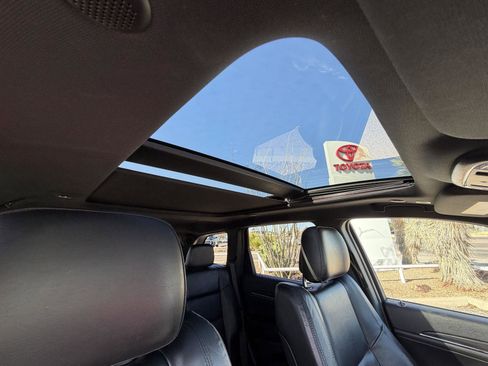 Used 2021 Jeep Grand Cherokee Limited w/ Luxury Group II image 29