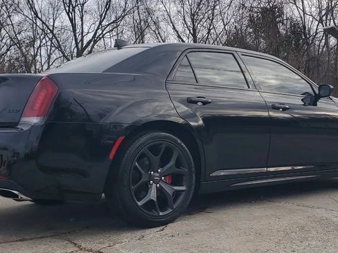 Used 2020 Chrysler 300 Touring L w/ Quick Order Package 2EF image 8