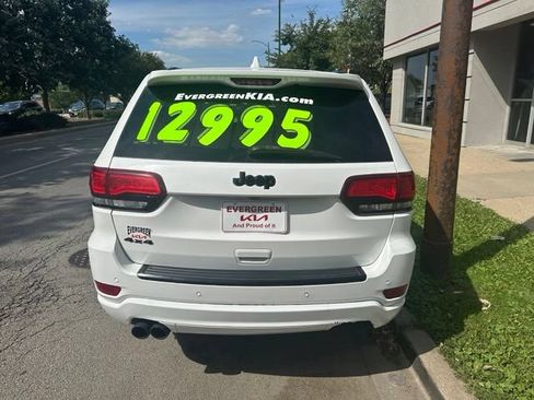 Used 2018 Jeep Grand Cherokee Altitude AWD/4WD image 4