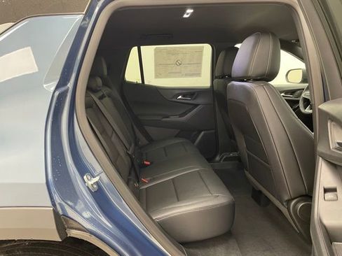 New 2026 Chevrolet Equinox LT w/ Convenience Package II AWD/4WD image 13