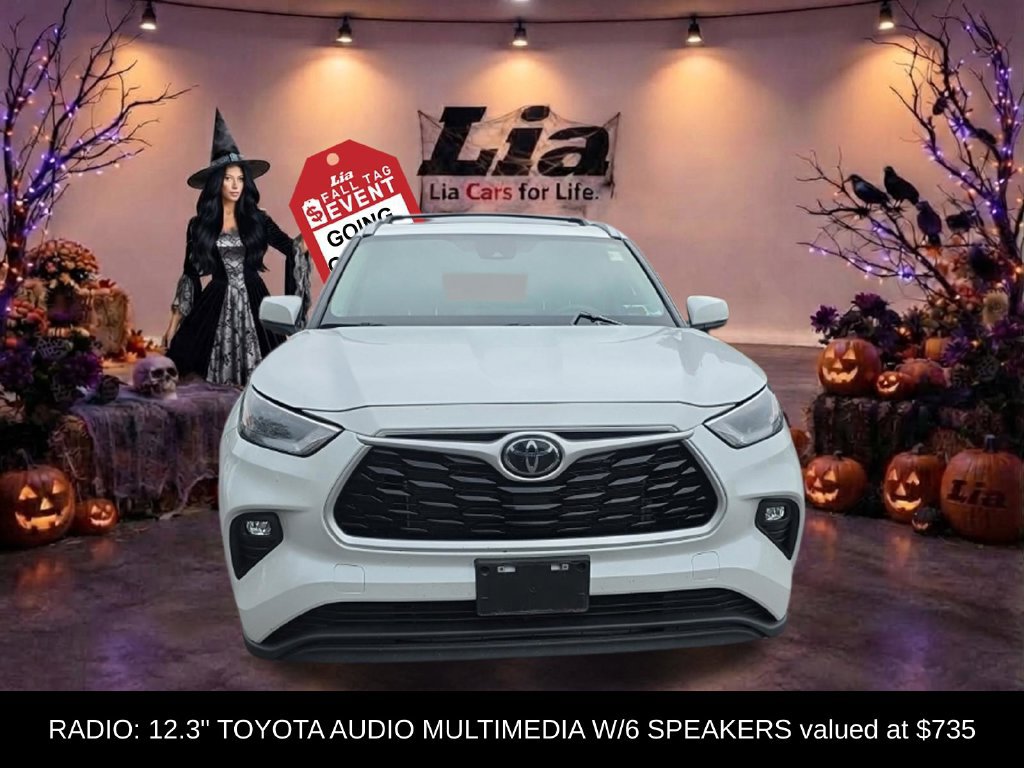 Used 2023 Toyota Highlander XLE AWD/4WD image 2
