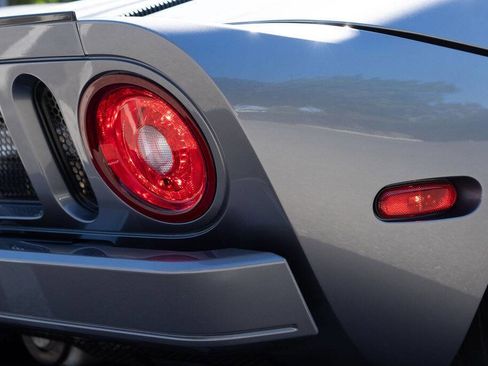 Used 2006 Ford GT image 43