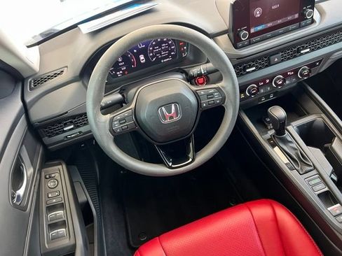Used 2024 Honda Accord EX image 10