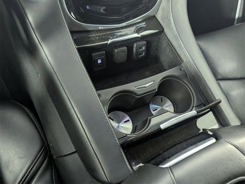 Used 2018 Cadillac Escalade Platinum image 24