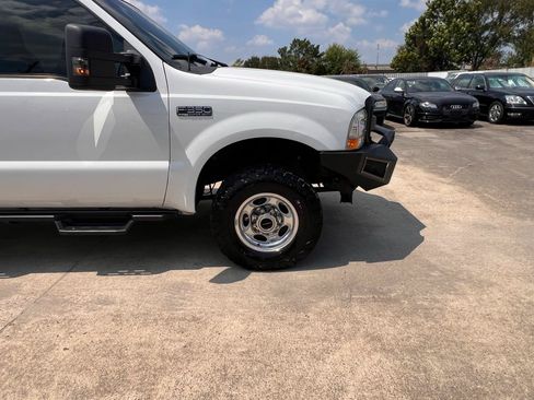 Used 2004 Ford F350 Lariat AWD/4WD image 92