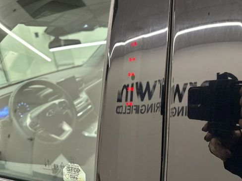 Used 2023 Ford Explorer XLT w/ Equipment Group 202A image 22