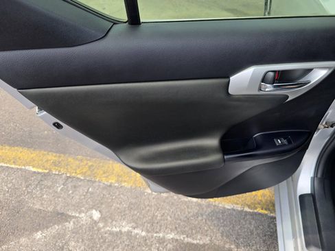 Used 2013 Lexus CT 200h w/ F Sport Pkg w/Nuluxe Trim FWD image 25