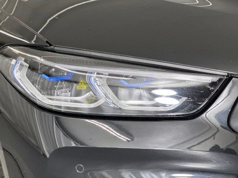 Used 2025 BMW 840i w/ M Sport Professional Package RWD image 11