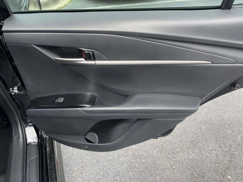 Used 2026 Toyota Camry SE w/ Convenience Package image 38