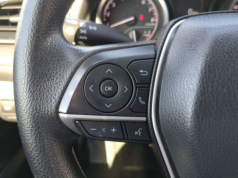 Used 2024 Toyota Camry LE image 19