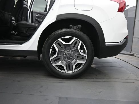 Used 2023 Hyundai Santa Fe Limited image 25