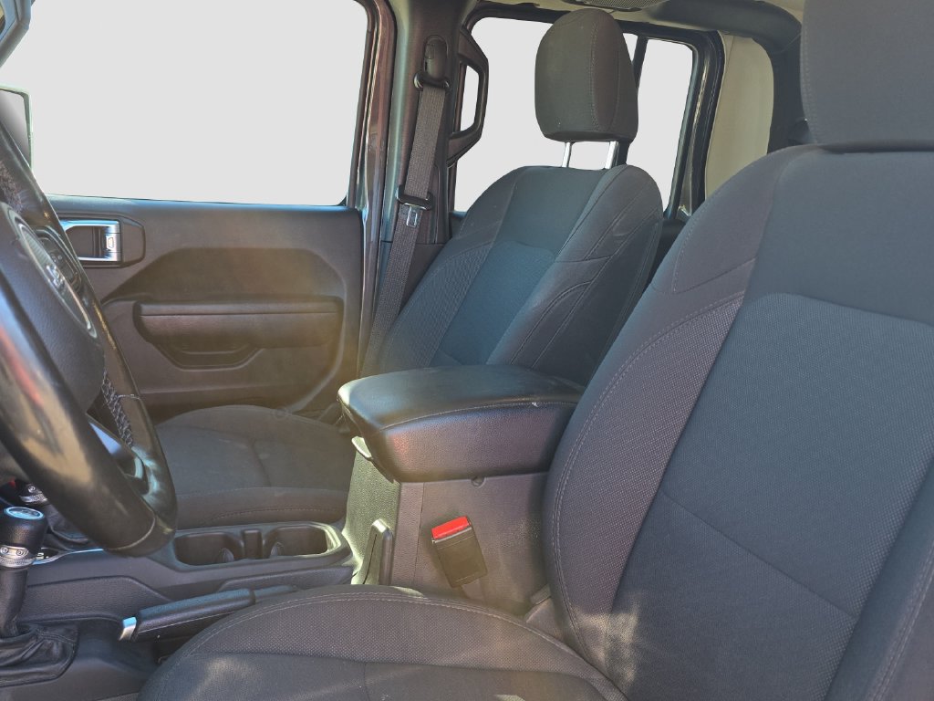 Used 2022 Jeep Gladiator Sport AWD/4WD image 7