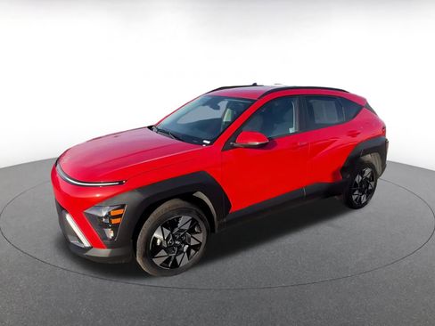 Used 2025 Hyundai Kona SEL image 7