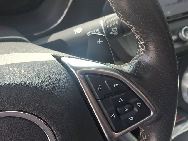 Used 2018 Chevrolet Camaro SS RWD image 22