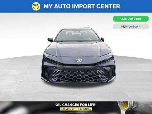 Used 2026 Toyota Camry XSE FWD image 2
