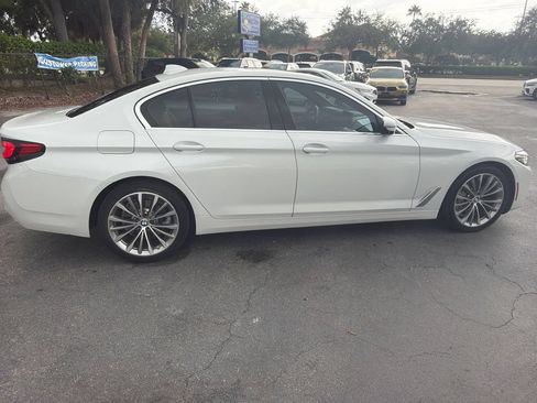Used 2023 BMW 530i xDrive w/ Convenience Package AWD/4WD image 6