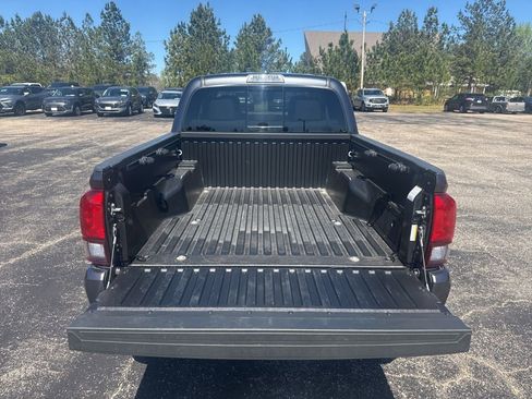 Used 2023 Toyota Tacoma SR5 w/ Technology Package AWD/4WD image 20