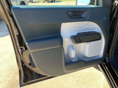 New 2026 Ford Maverick XLT image 25