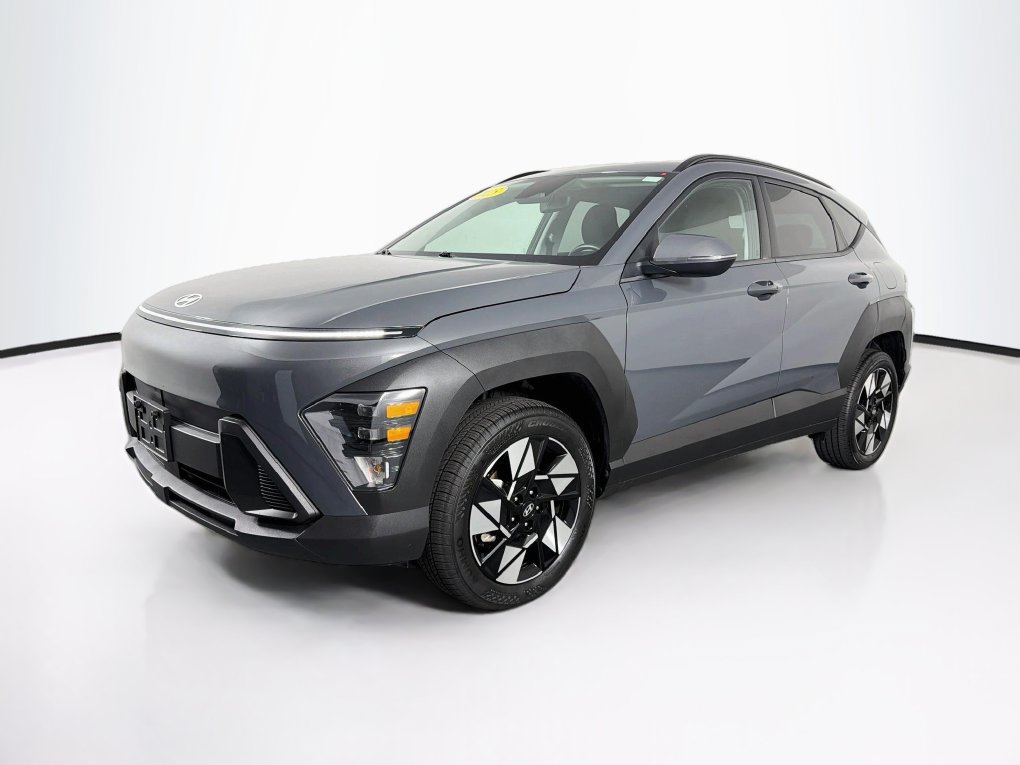 Used 2025 Hyundai Kona SEL AWD/4WD image 3