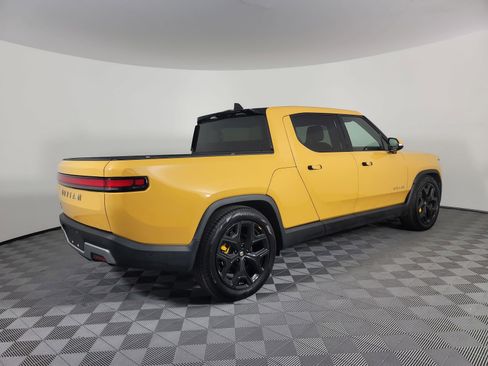 Used 2023 Rivian R1T Adventure image 5