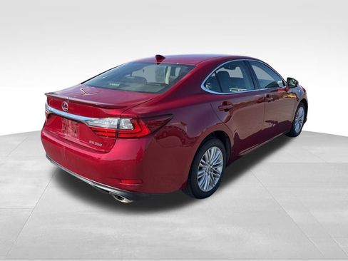 Used 2017 Lexus ES 350 image 6
