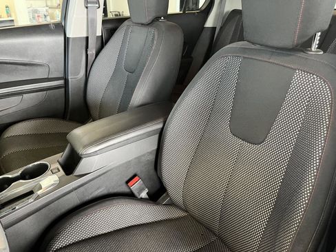 Used 2017 Chevrolet Equinox LT w/ Convenience Package image 13