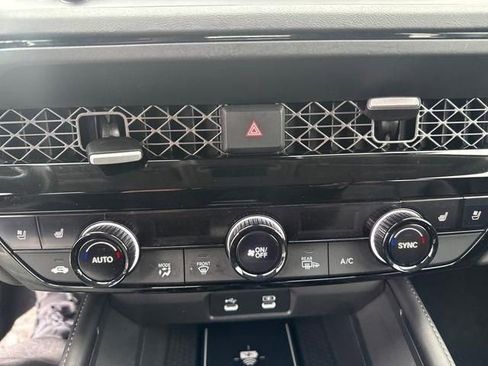 Used 2023 Honda Accord Touring image 10